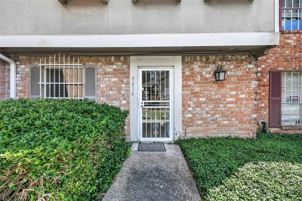 7828 Kendalia Drive Houston, TX 77036