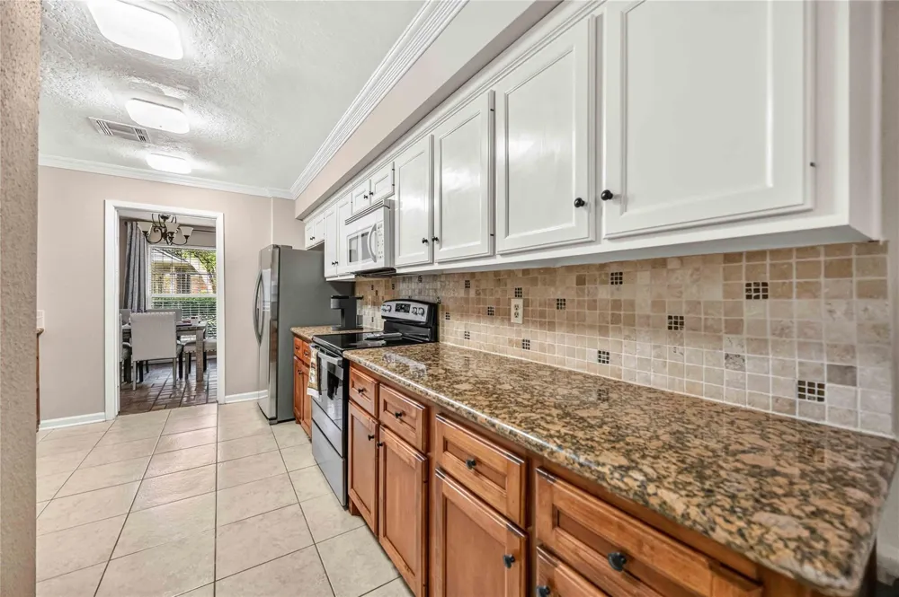 7828 Kendalia Drive Houston, TX 77036