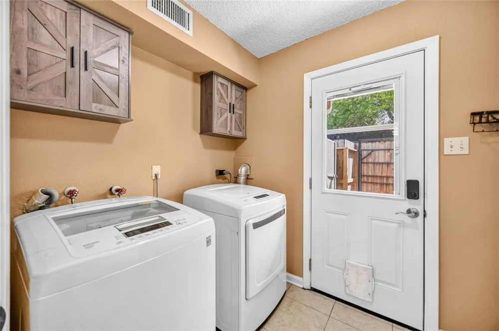 7828 Kendalia Drive Houston, TX 77036