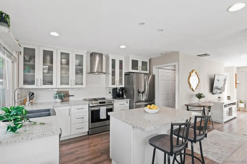 11401 Florindo Rd San Diego, CA 92127