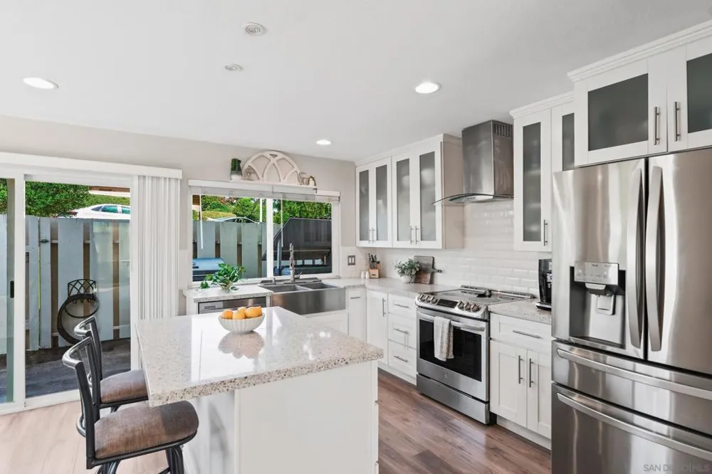 11401 Florindo Rd San Diego, CA 92127