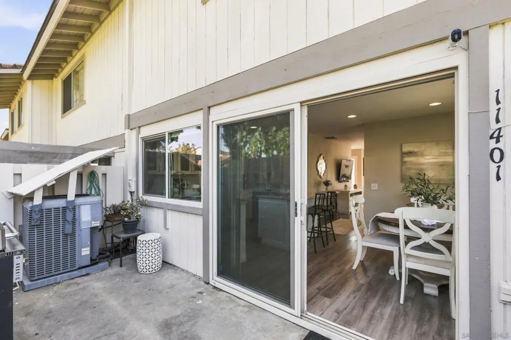 11401 Florindo Rd San Diego, CA 92127