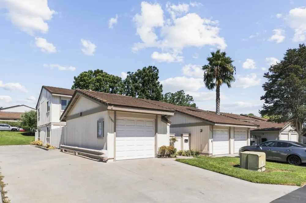 11401 Florindo Rd San Diego, CA 92127