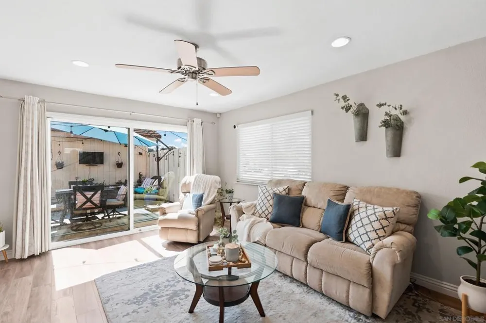 11401 Florindo Rd San Diego, CA 92127
