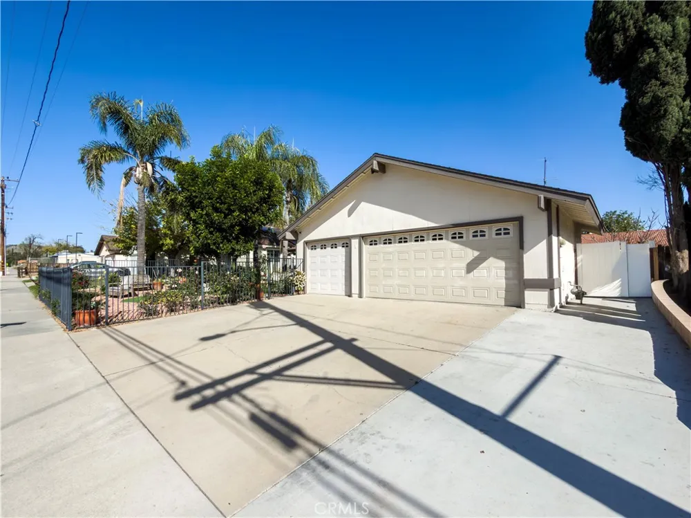 11544 Davis Moreno Valley, CA 92557