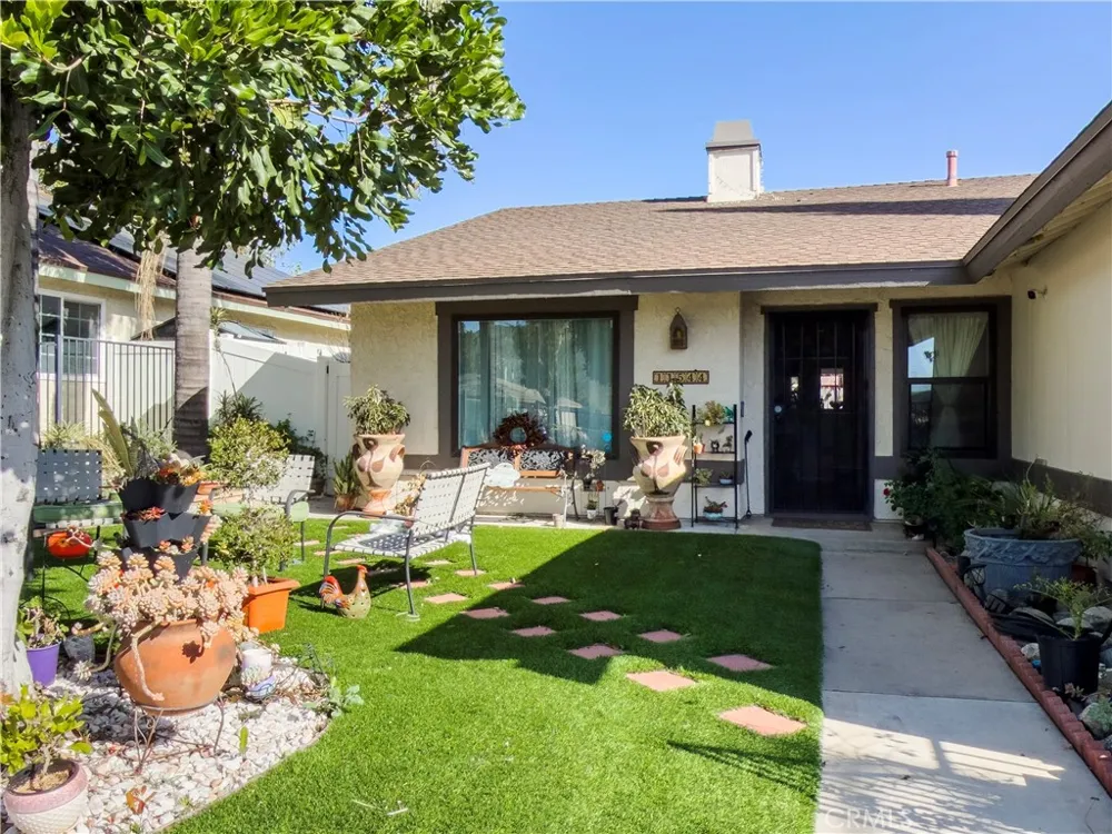 11544 Davis Moreno Valley, CA 92557