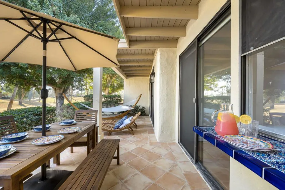 298 San Vicente Palm Desert, CA 92260