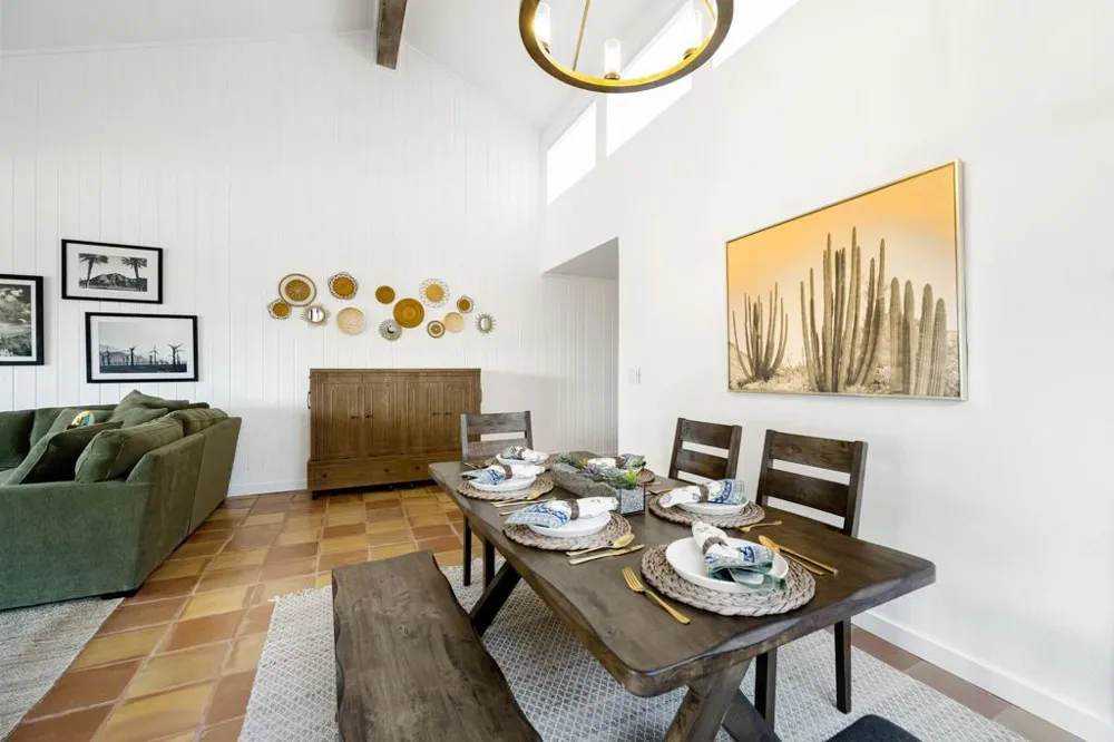 298 San Vicente Palm Desert, CA 92260