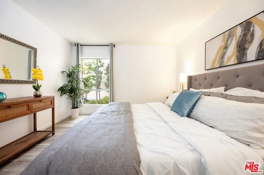 6050 Canterbury Drive #F108 Culver City, CA 90230