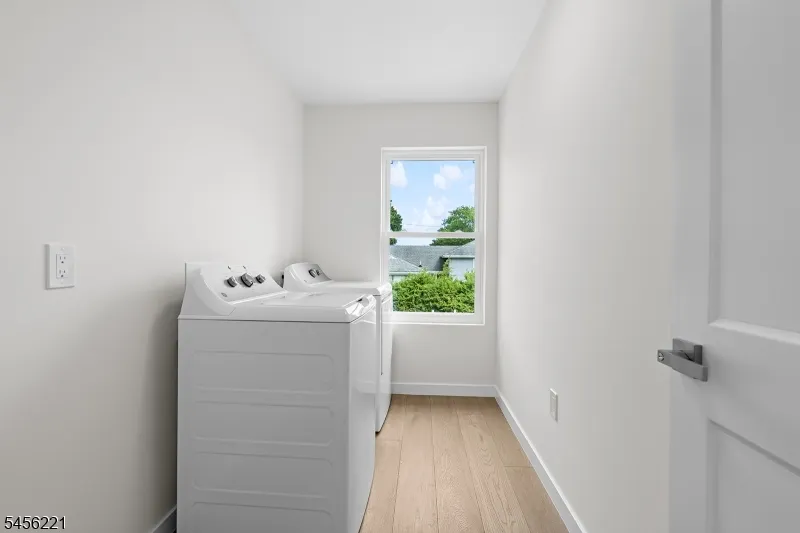 2 Kenneth Ave Fair Lawn, NJ 07410