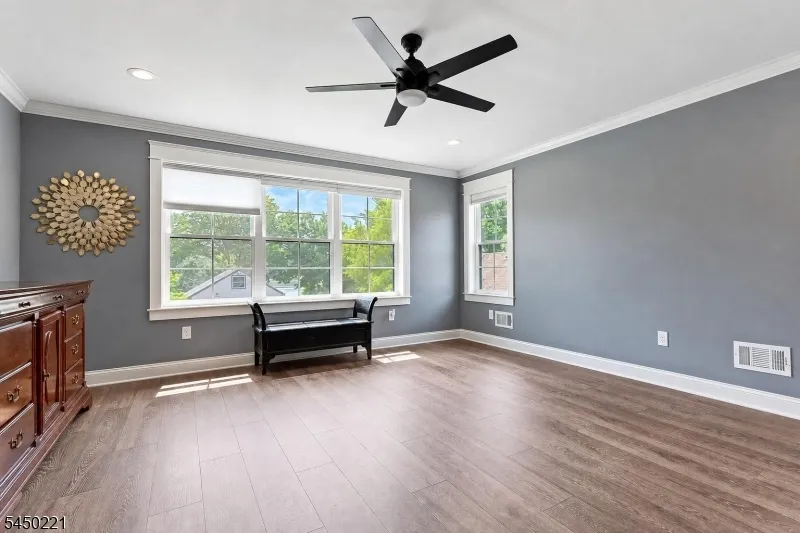 1074 Colfax Ave Pompton Lakes, NJ 07442
