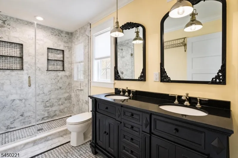 1074 Colfax Ave Pompton Lakes, NJ 07442
