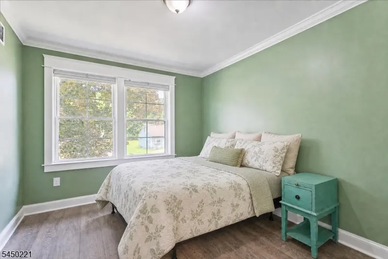 1074 Colfax Ave Pompton Lakes, NJ 07442