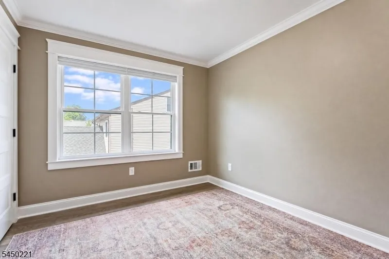 1074 Colfax Ave Pompton Lakes, NJ 07442