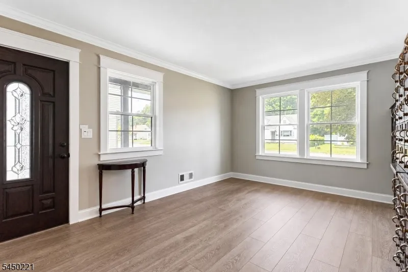 1074 Colfax Ave Pompton Lakes, NJ 07442