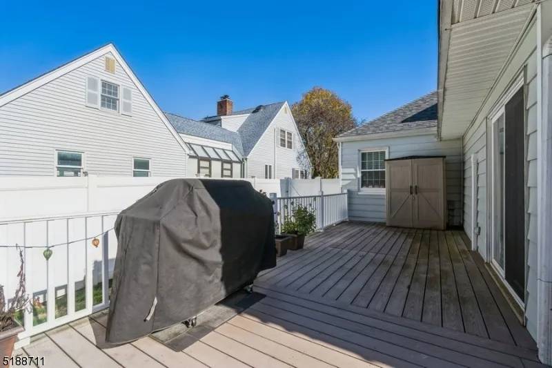 69 Vanderveer Ave Somerville, NJ 08876