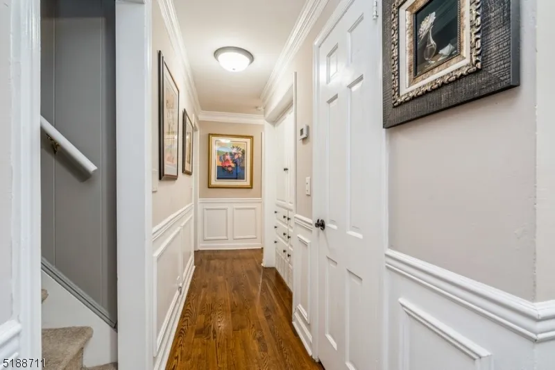 69 Vanderveer Ave Somerville, NJ 08876