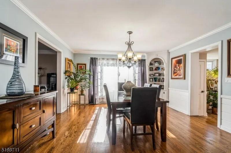 69 Vanderveer Ave Somerville, NJ 08876