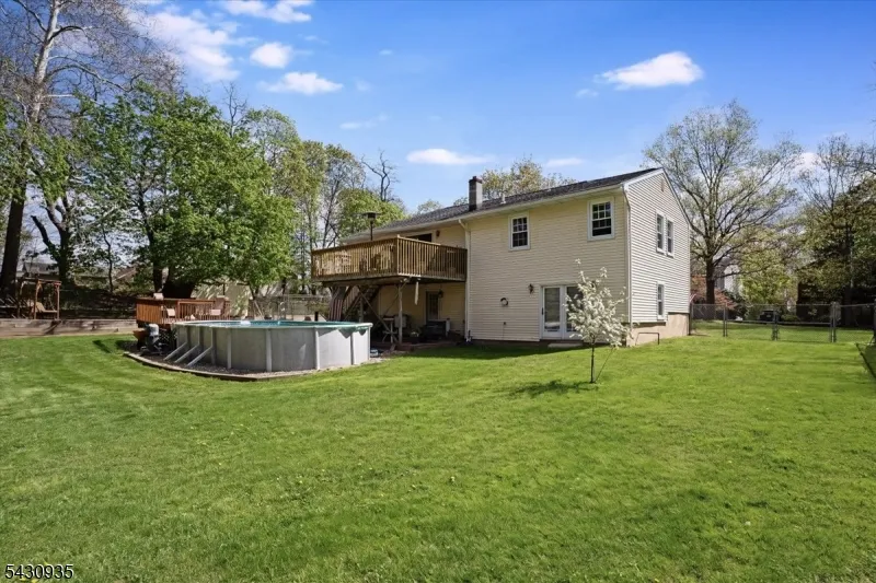 26 Meslar Rd Morris, NJ 07950