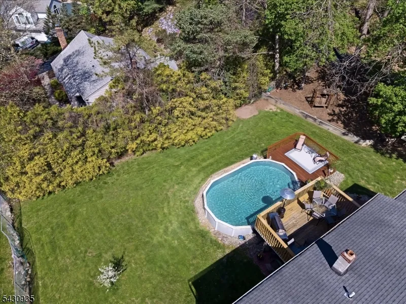 26 Meslar Rd Morris, NJ 07950