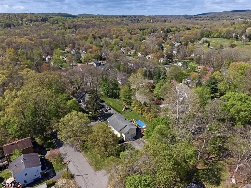 26 Meslar Rd Morris, NJ 07950