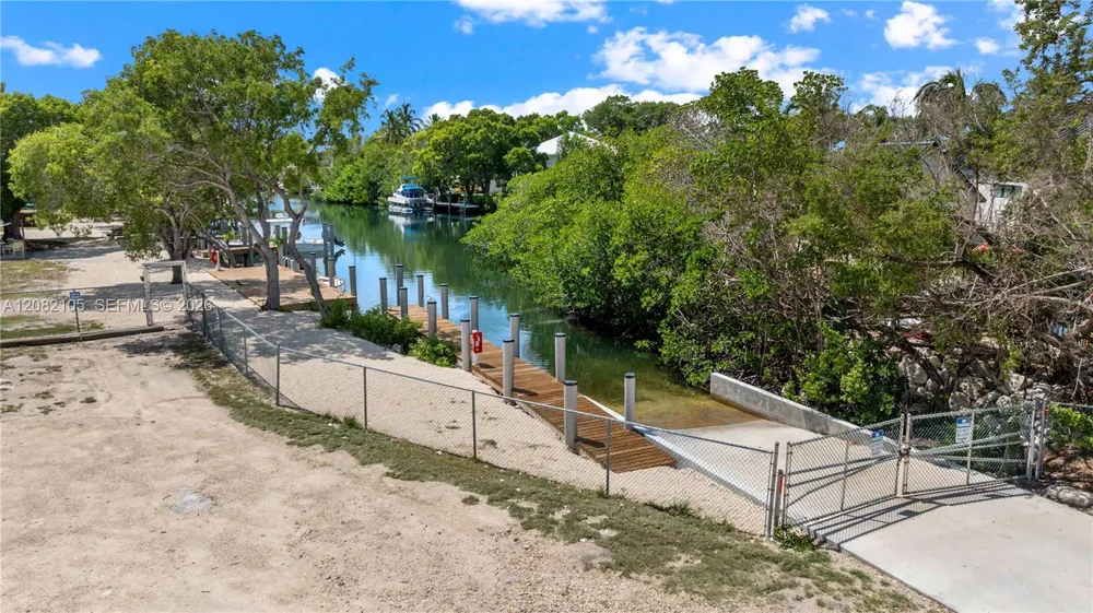 124 Coral Ave Tavernier, FL 33070