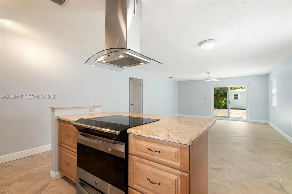 124 Coral Ave Tavernier, FL 33070
