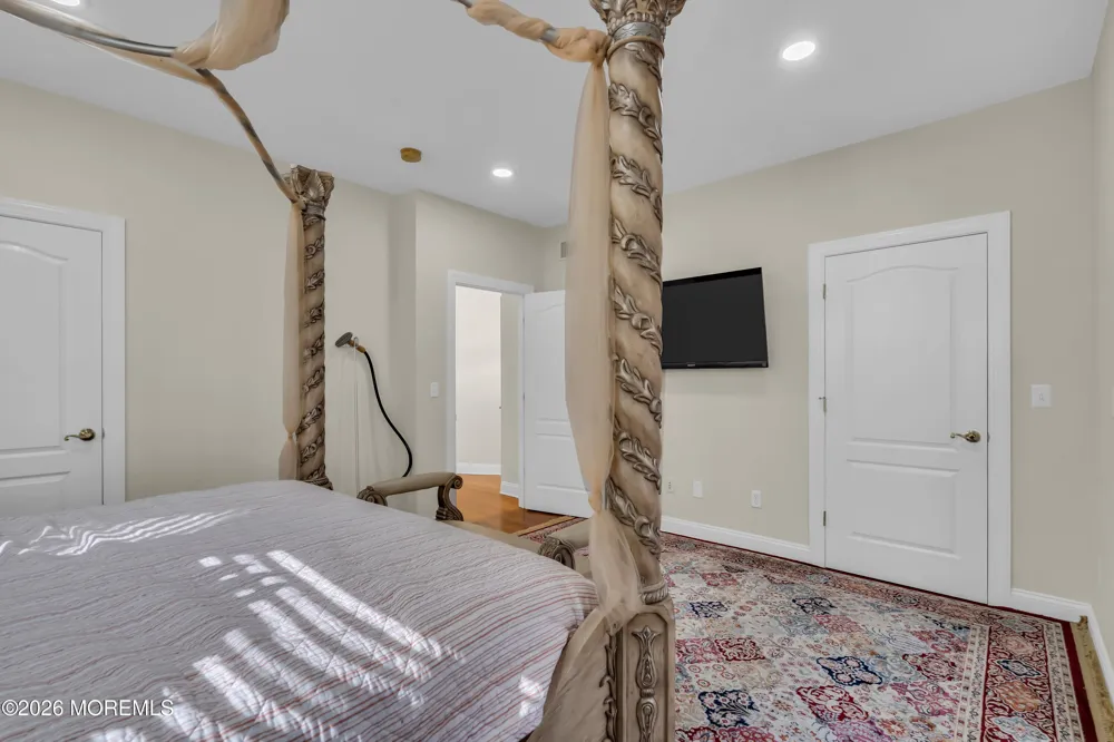 185 Dayna Court Toms River, NJ 08753