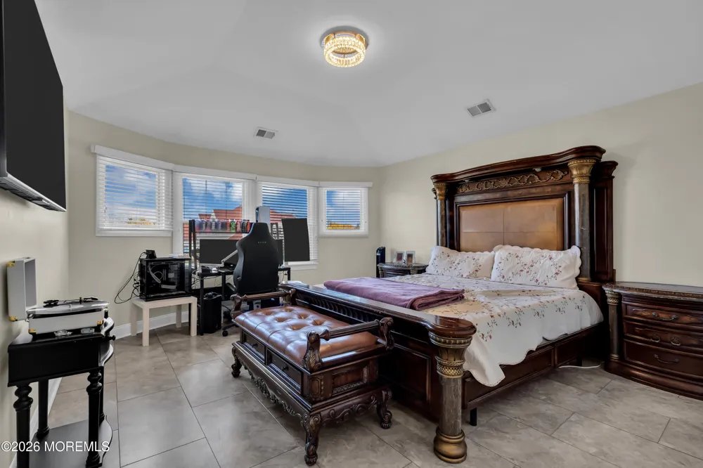 185 Dayna Court Toms River, NJ 08753
