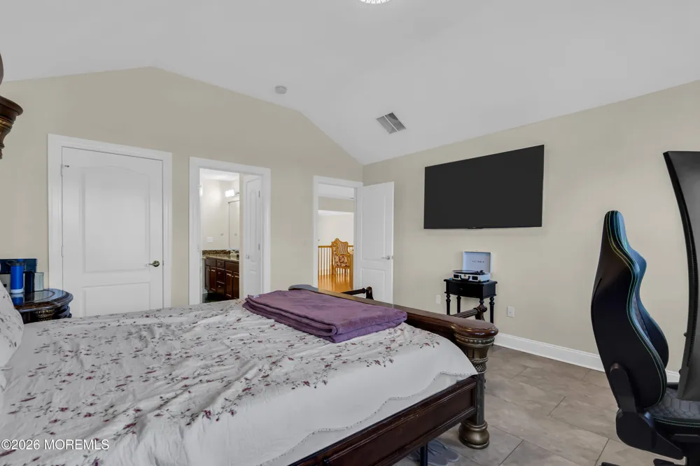 185 Dayna Court Toms River, NJ 08753