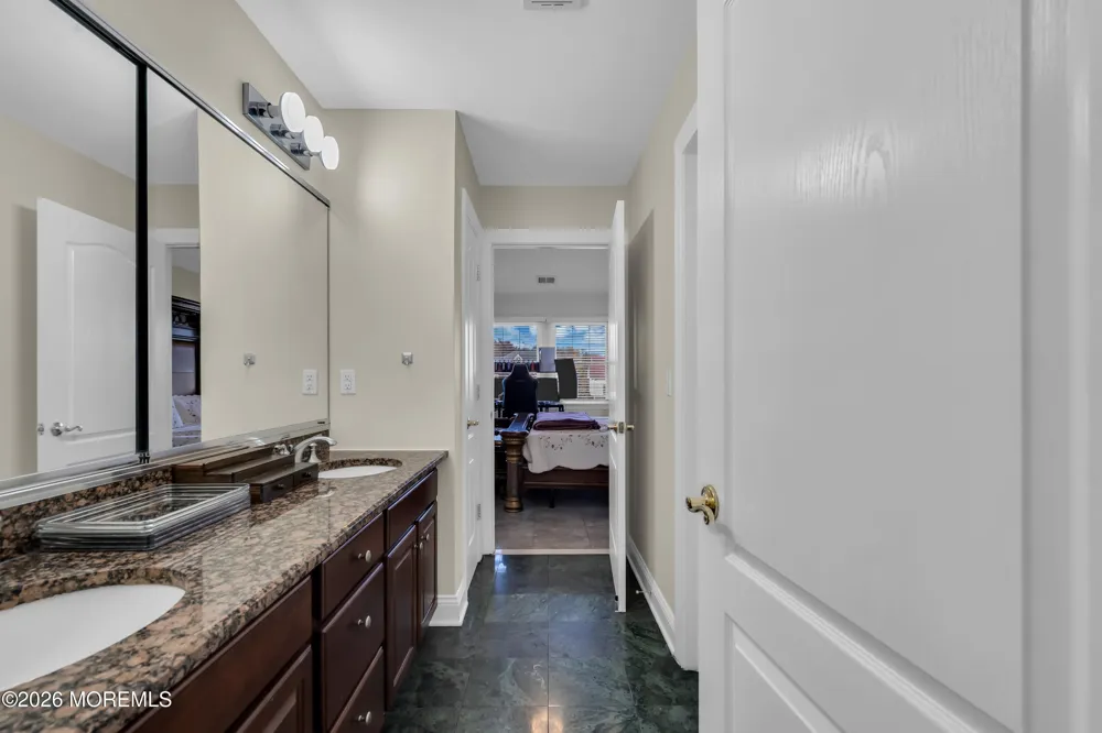 185 Dayna Court Toms River, NJ 08753