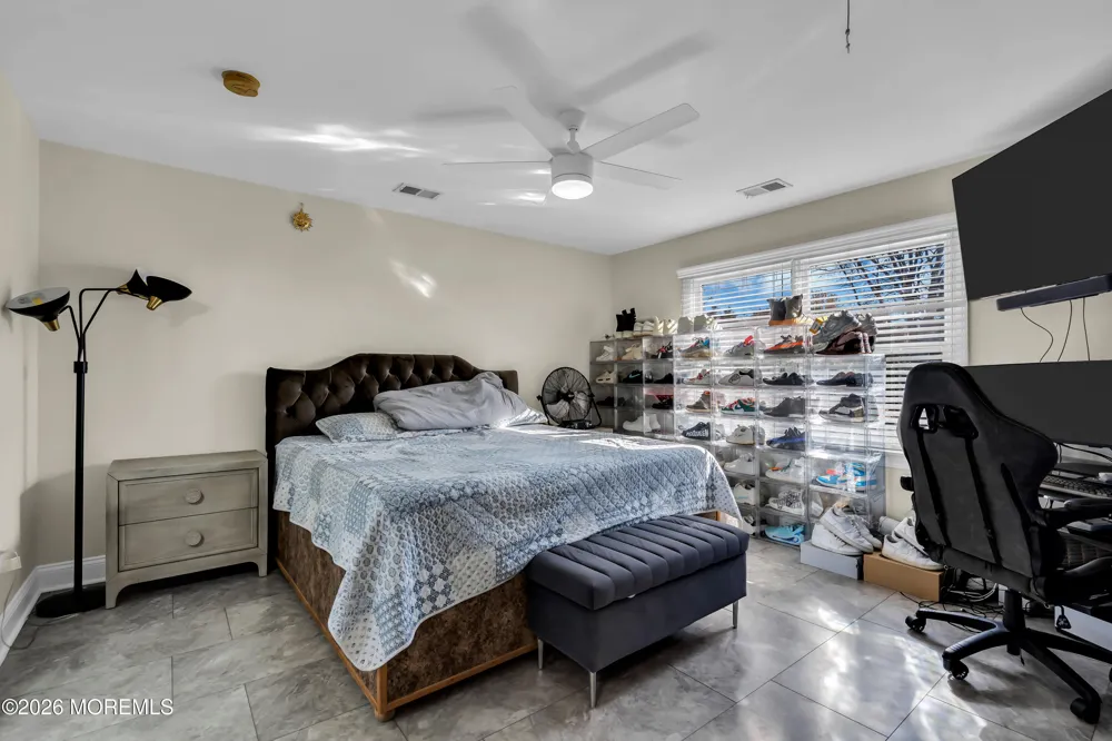 185 Dayna Court Toms River, NJ 08753