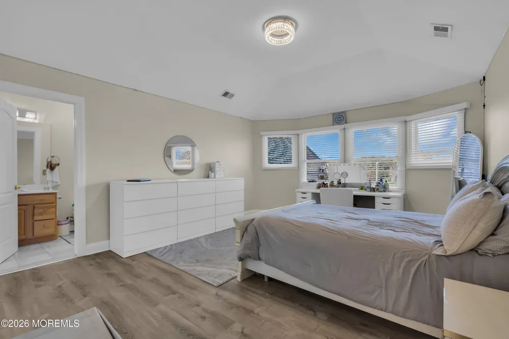 185 Dayna Court Toms River, NJ 08753