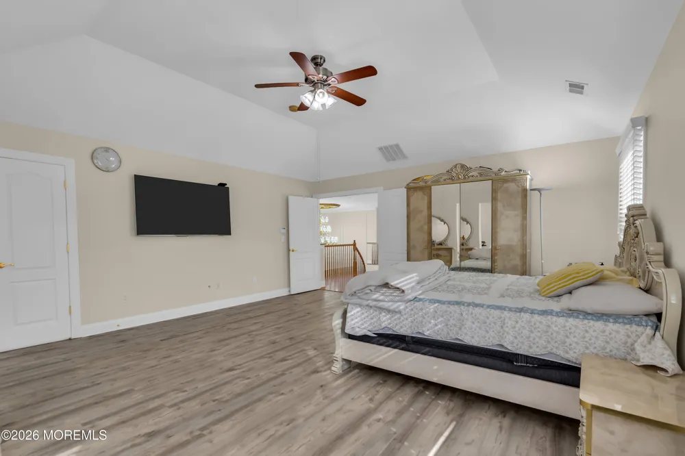 185 Dayna Court Toms River, NJ 08753