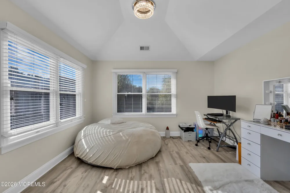 185 Dayna Court Toms River, NJ 08753