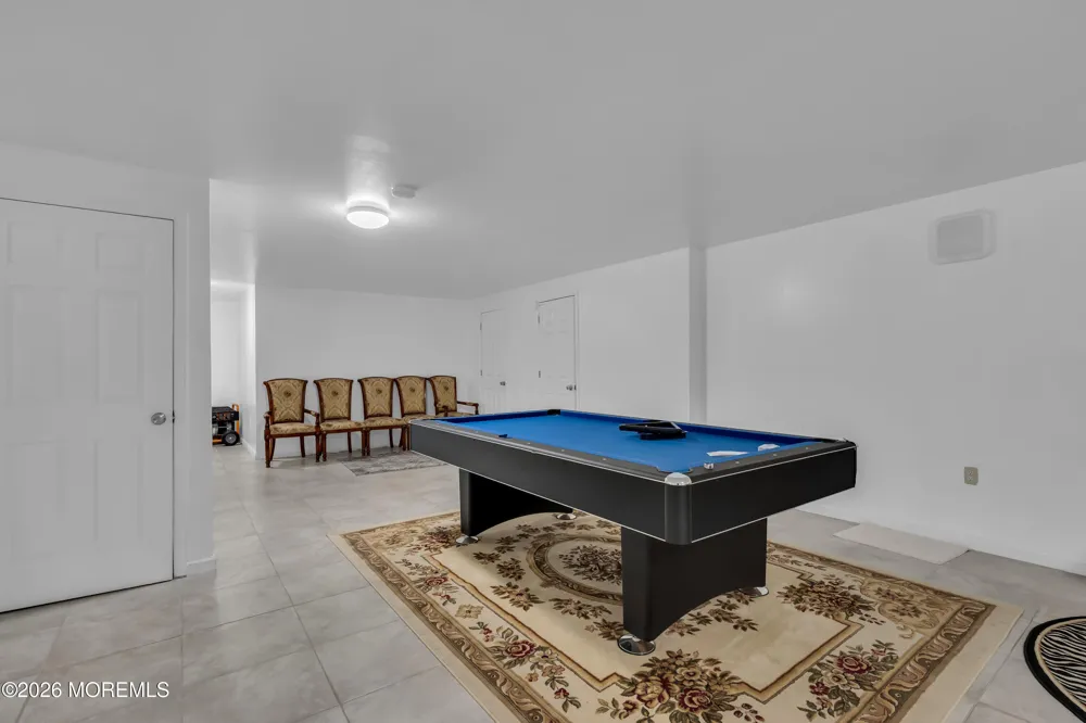185 Dayna Court Toms River, NJ 08753