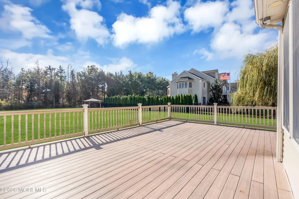 185 Dayna Court Toms River, NJ 08753