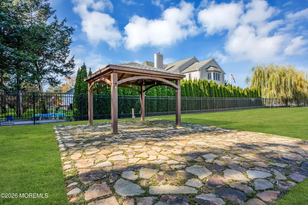 185 Dayna Court Toms River, NJ 08753