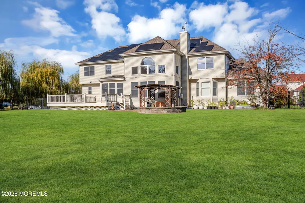 185 Dayna Court Toms River, NJ 08753