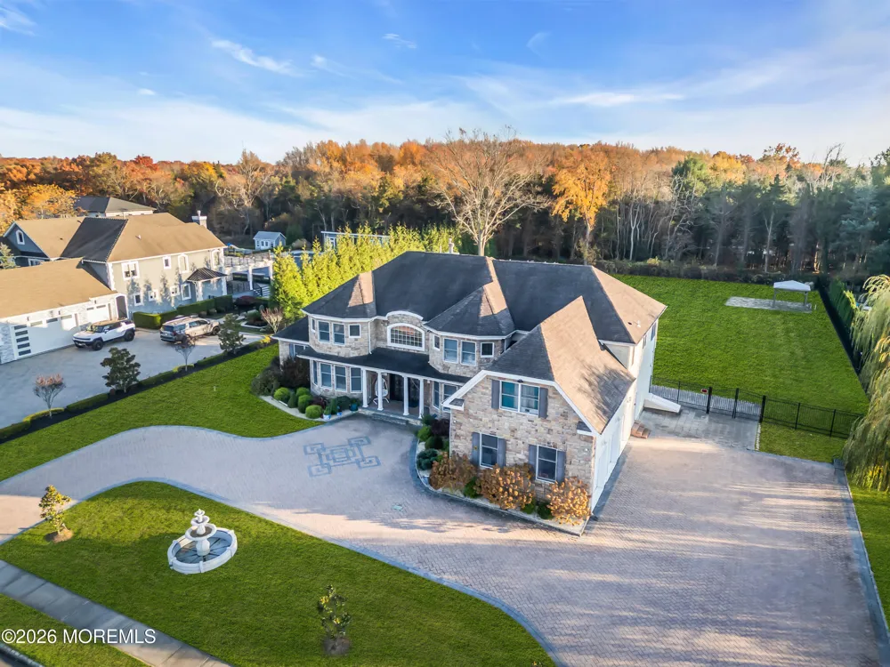 185 Dayna Court Toms River, NJ 08753