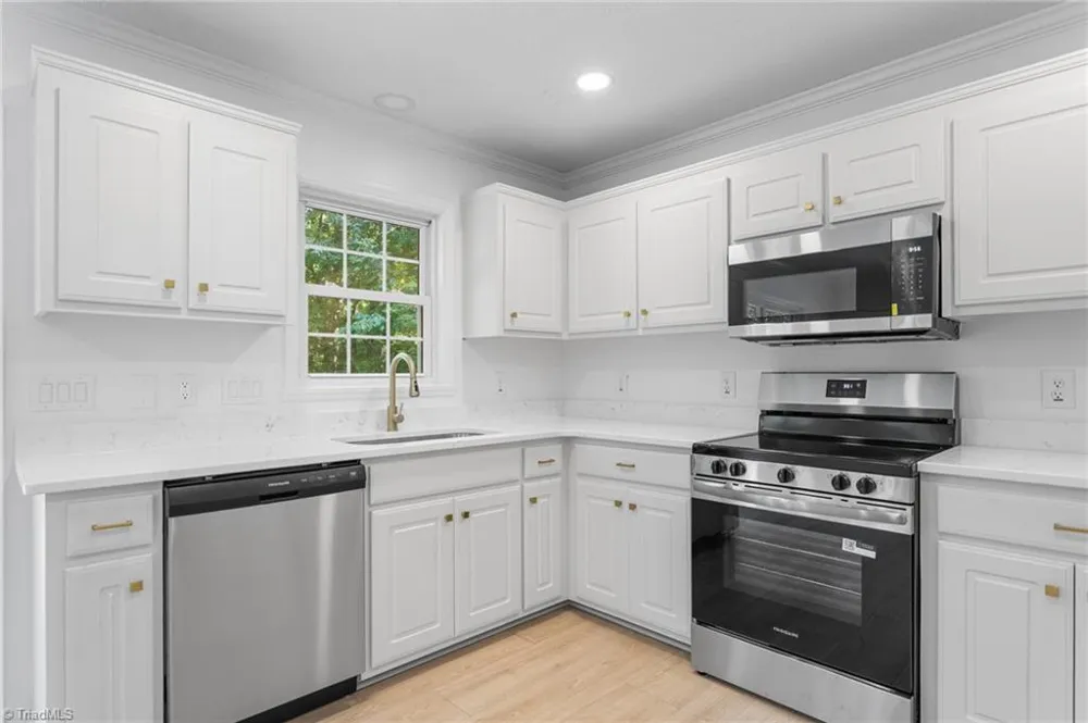 4420 Fairland Court Burlington, NC 27215