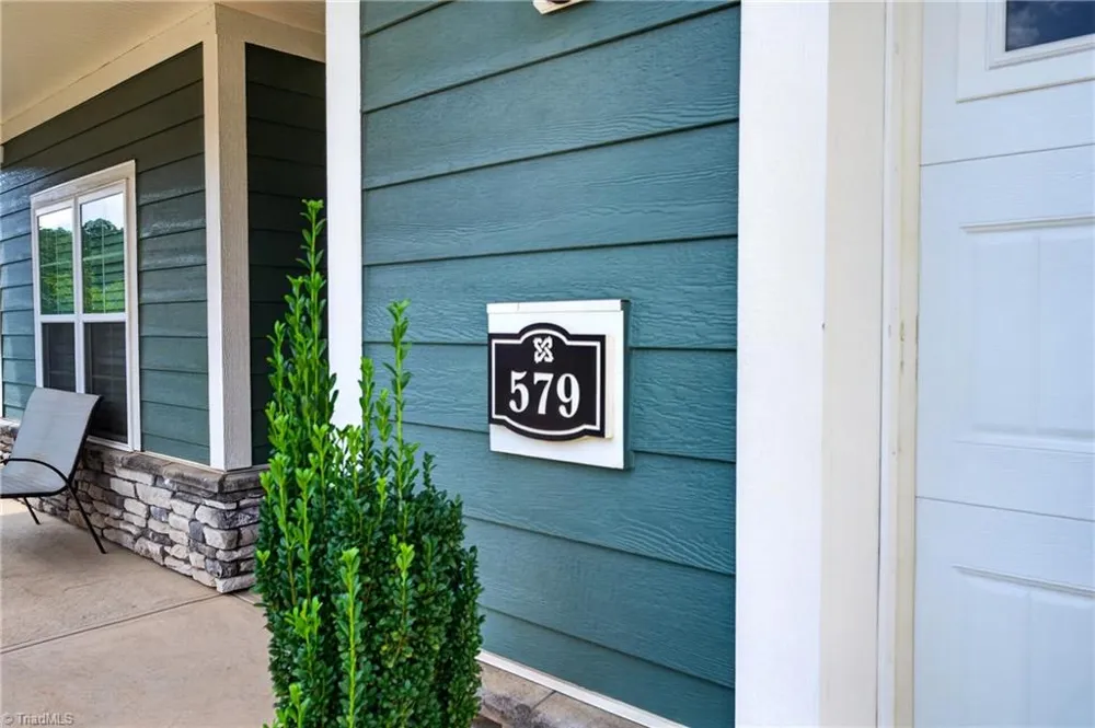 579 Tarrant Crossing Kernersville, NC 27284