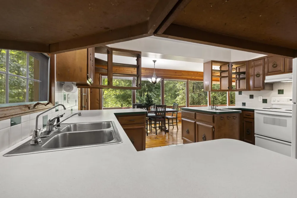 9095 Bear Creek Drive Maple Grove Township, MI 49645