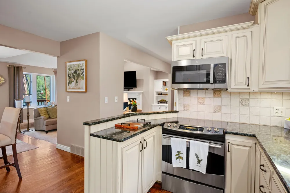 2593 Twin Bay Drive East Bay Township, MI 49696