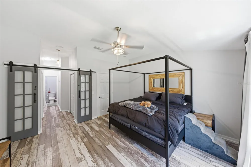 2405 EARLSWOOD COURT Brandon, FL 33510