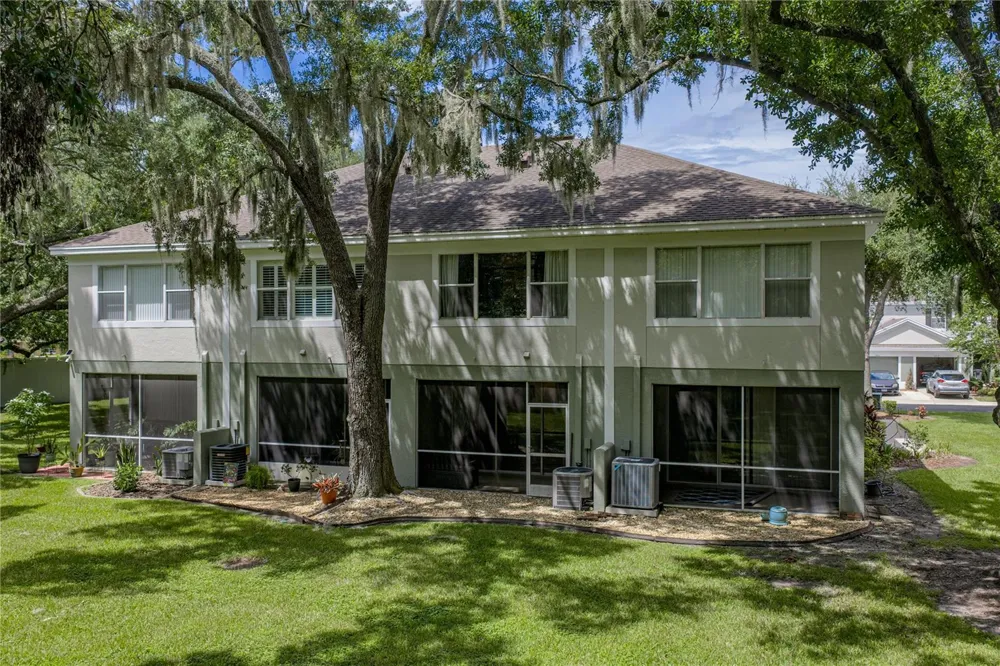 2405 EARLSWOOD COURT Brandon, FL 33510