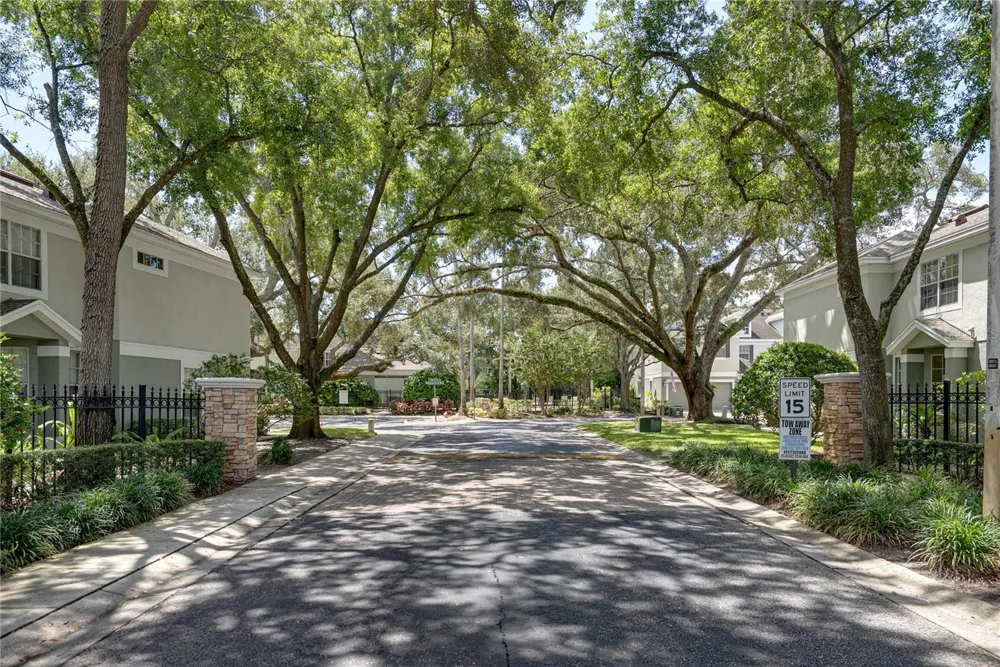 2405 EARLSWOOD COURT Brandon, FL 33510