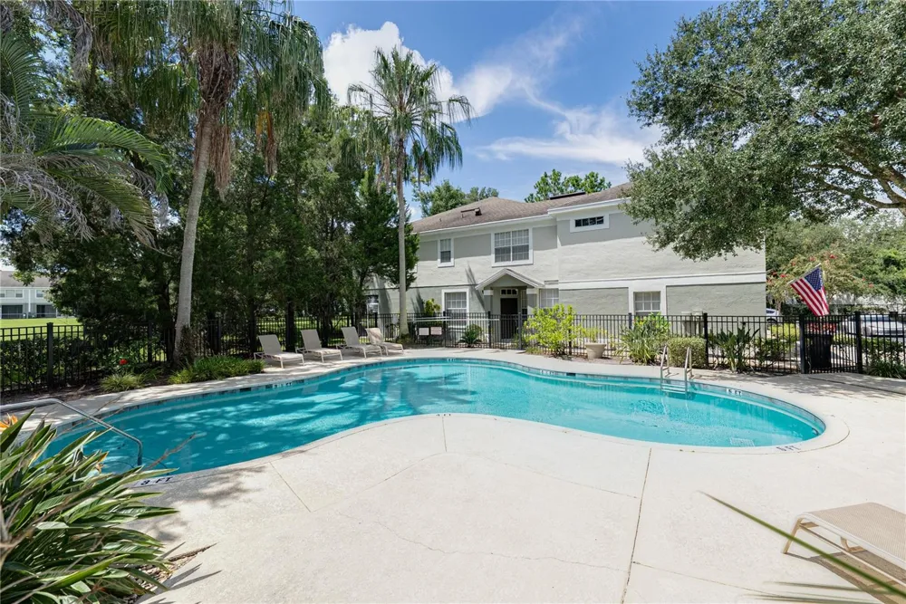 2405 EARLSWOOD COURT Brandon, FL 33510