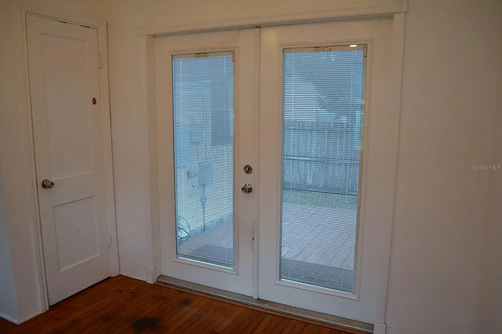 1401 34TH AVENUE St Petersburg, FL 33704