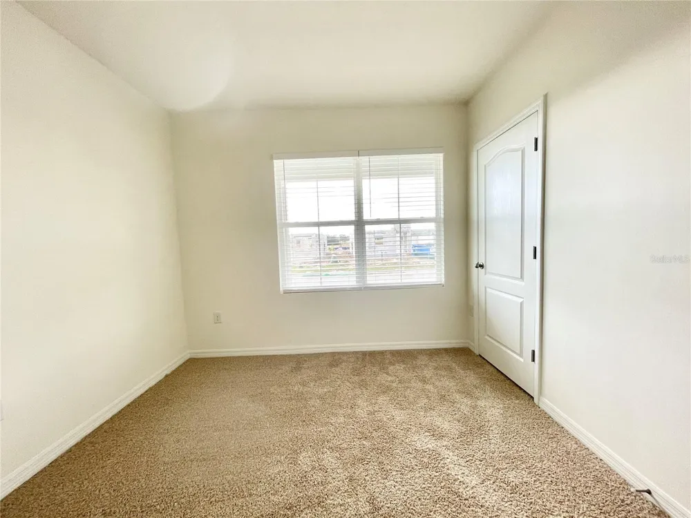 5610 GALLOPING DRIVE Apopka, FL 32712